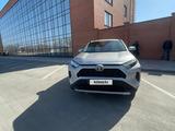 Toyota RAV4 2022 года за 16 500 000 тг. в Павлодар – фото 3