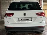 Volkswagen Tiguan 2018 года за 10 500 000 тг. в Алматы – фото 2