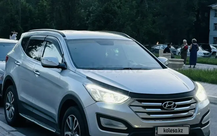 Hyundai Santa Fe 2013 года за 9 000 000 тг. в Алматы