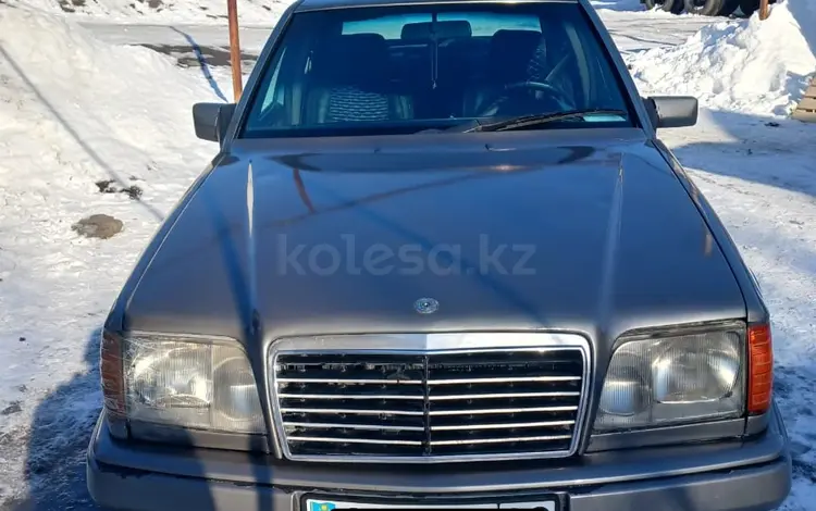 Mercedes-Benz E 200 1993 года за 1 000 000 тг. в Алматы