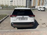 Toyota RAV4 2021 года за 17 000 000 тг. в Астана – фото 5