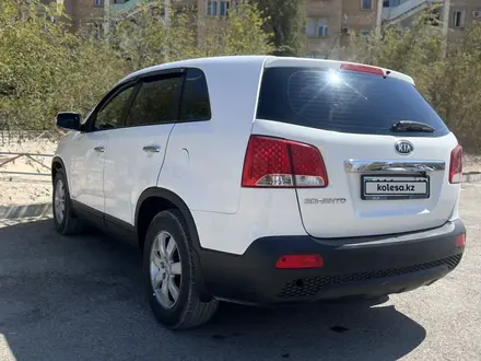 Kia Sorento 2011 года за 6 800 000 тг. в Жанаозен – фото 4