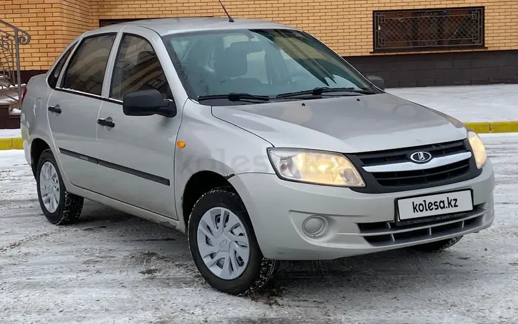 ВАЗ (Lada) Granta 2190 2013 годаүшін2 300 000 тг. в Актобе