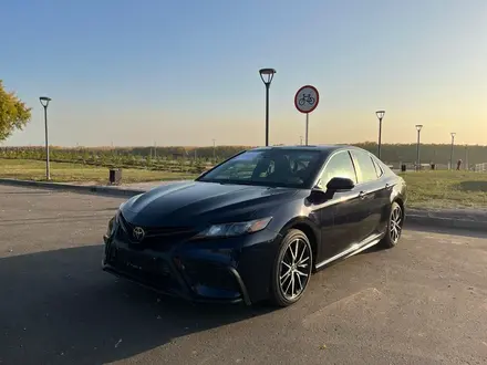 Toyota Camry 2022 года за 16 500 000 тг. в Павлодар – фото 3