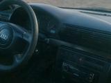 Audi A4 1998 года за 590 000 тг. в Уральск – фото 3