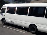 Toyota  Coaster 2002 годаүшін7 600 000 тг. в Алматы – фото 2