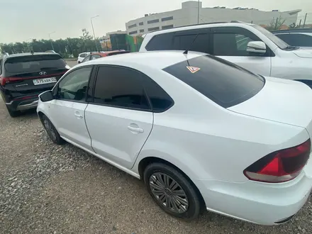 Volkswagen Polo 2016 года за 4 150 000 тг. в Алматы – фото 2