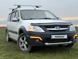 ВАЗ (Lada) Largus Cross 2015 года за 3 800 000 тг. в Уральск