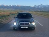 Mercedes-Benz E 230 1997 года за 2 400 000 тг. в Алматы
