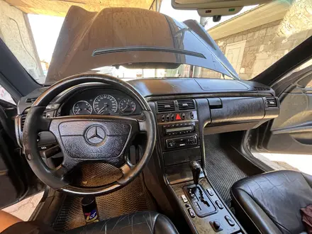 Mercedes-Benz E 230 1997 года за 2 200 000 тг. в Алматы – фото 17