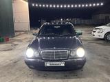Mercedes-Benz E 230 1997 года за 2 400 000 тг. в Алматы – фото 3