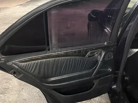 Mercedes-Benz E 230 1997 года за 2 200 000 тг. в Алматы – фото 9