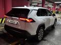 Toyota RAV4 2019 годаfor15 300 000 тг. в Астана – фото 2