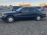 Mercedes-Benz E 200 1993 года за 1 400 000 тг. в Алматы – фото 2