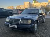 Mercedes-Benz E 200 1993 года за 1 400 000 тг. в Алматы