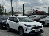 Toyota RAV4 2021 годаүшін13 000 000 тг. в Шымкент – фото 2