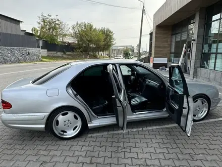 Mercedes-Benz E 430 1999 года за 6 500 000 тг. в Шымкент – фото 12