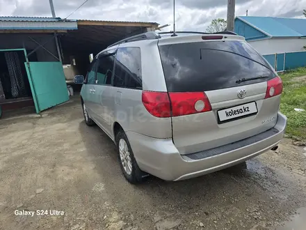 Toyota Sienna 2007 года за 8 000 000 тг. в Актобе – фото 11