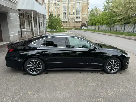 Hyundai Sonata 2020 года за 11 900 000 тг. в Астана – фото 9