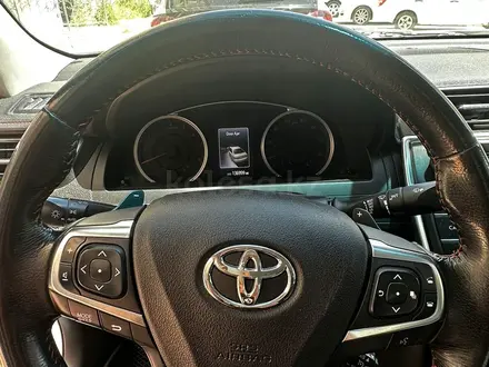 Toyota Camry 2015 года за 10 500 000 тг. в Актау – фото 4