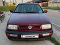 Volkswagen Vento 1996 года за 1 250 000 тг. в Шымкент