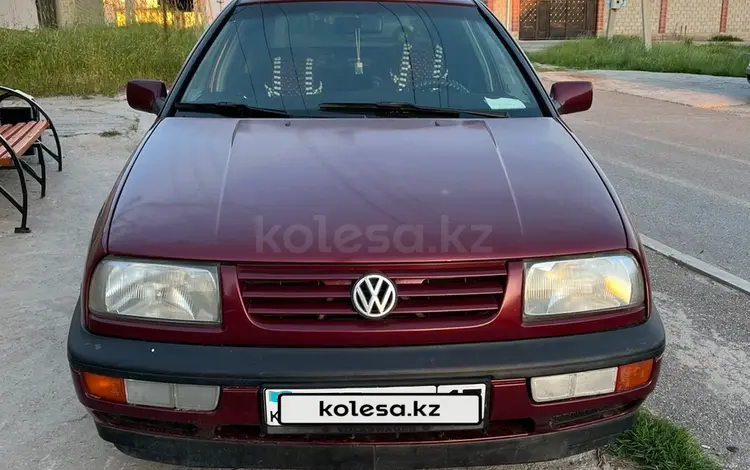 Volkswagen Vento 1996 года за 1 250 000 тг. в Шымкент