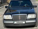 Mercedes-Benz E 320 1993 годаүшін2 900 000 тг. в Шымкент