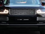 Решетка радиатора на Range Rover Vogue 2013-2017 дорестайлинг дизайн 2020 гүшін140 000 тг. в Алматы