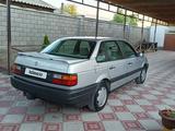 Volkswagen Passat 1990 годаfor1 600 000 тг. в Алматы – фото 2
