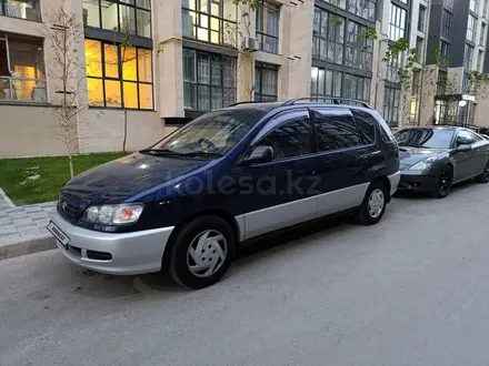 Toyota Ipsum 1997 года за 4 350 000 тг. в Алматы – фото 2