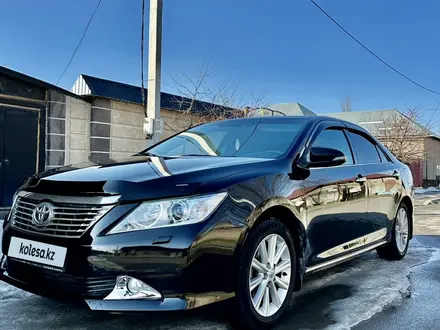 Toyota Camry 2013 года за 10 000 000 тг. в Шымкент – фото 2