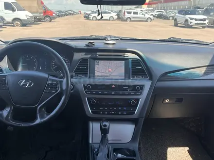 Hyundai Sonata 2015 года за 6 524 332 тг. в Астана – фото 8