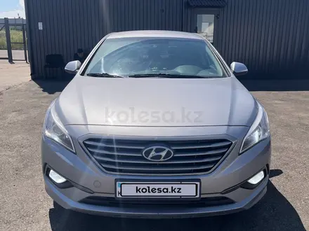 Hyundai Sonata 2015 года за 6 524 332 тг. в Астана – фото 2