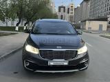 Kia Carnival 2017 годаүшін10 500 000 тг. в Астана – фото 4