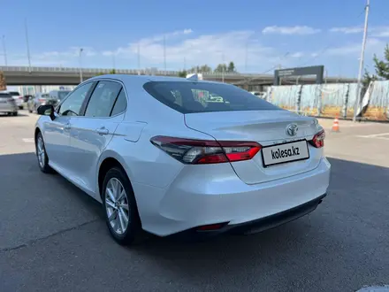 Toyota Camry 2023 года за 17 500 000 тг. в Алматы – фото 9