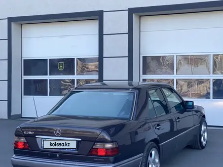 Mercedes-Benz E 280 1995 года за 3 100 000 тг. в Шымкент – фото 4