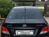 Hyundai Solaris 2013 года за 3 500 000 тг. в Щучинск – фото 3