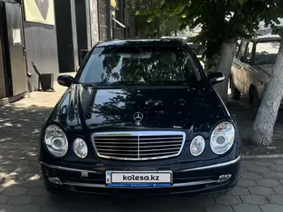 Mercedes-Benz E 320
