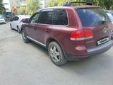 Volkswagen Touareg 2004 года за 3 500 000 тг. в Семей – фото 3