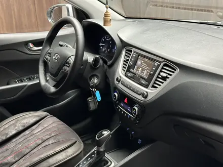 Hyundai Accent 2020 года за 6 850 000 тг. в Актобе – фото 7