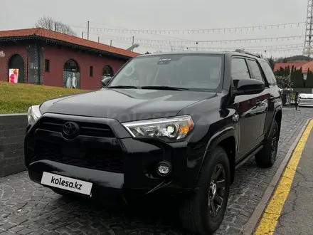 Toyota 4Runner 2022 годаүшін18 300 000 тг. в Алматы