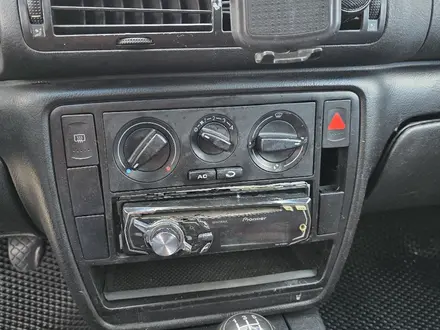 Volkswagen Passat 1998 года за 1 800 000 тг. в Костанай – фото 13