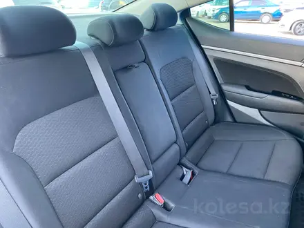 Hyundai Elantra 2019 года за 8 890 000 тг. в Алматы – фото 10