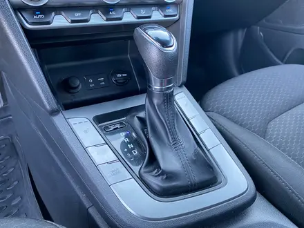 Hyundai Elantra 2019 года за 8 890 000 тг. в Алматы – фото 13