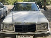 Mercedes-Benz E 230 1989 годаfor1 000 000 тг. в Караганда