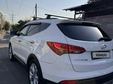 Hyundai Santa Fe 2012 годаүшін8 500 000 тг. в Алматы – фото 3