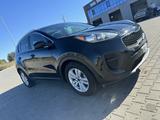 Kia Sportage 2018 года за 6 500 000 тг. в Актобе – фото 2