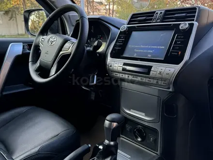 Toyota Land Cruiser Prado 2019 года за 22 800 000 тг. в Алматы – фото 32