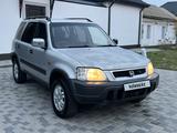 Honda CR-V 1995 годаүшін2 400 000 тг. в Тараз