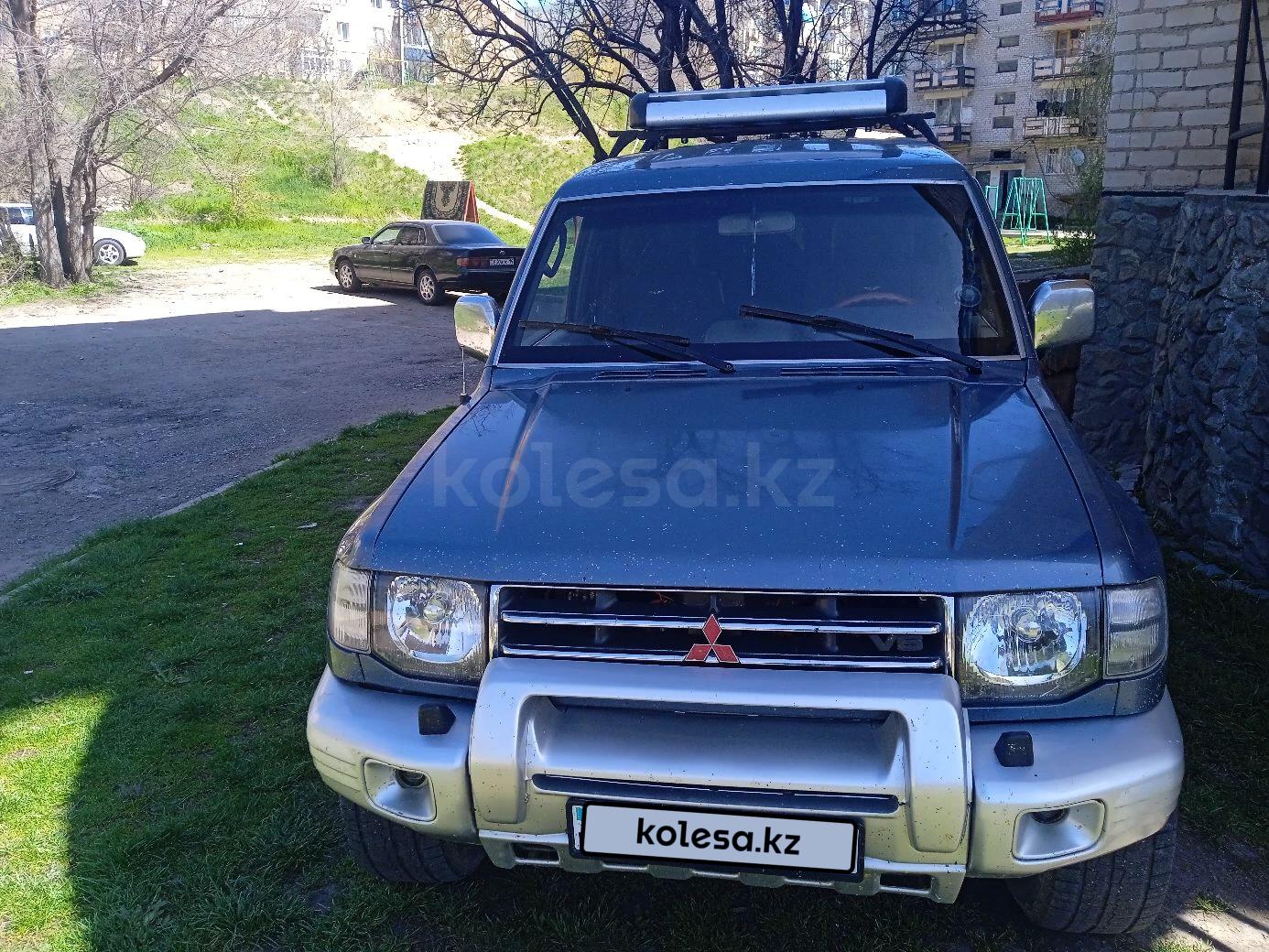 Mitsubishi Pajero 1999 г.